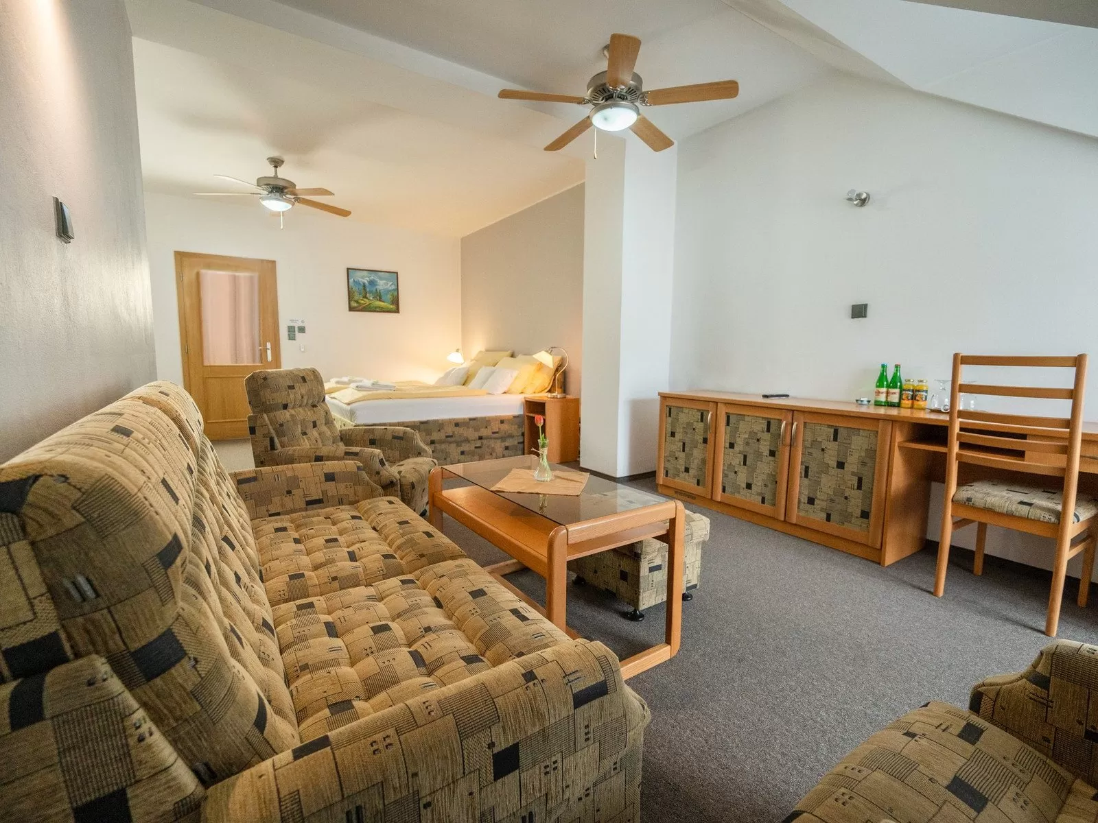 03-apartman-obyvaci-cast.jpg